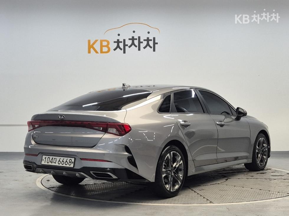 2020 - kia k5
