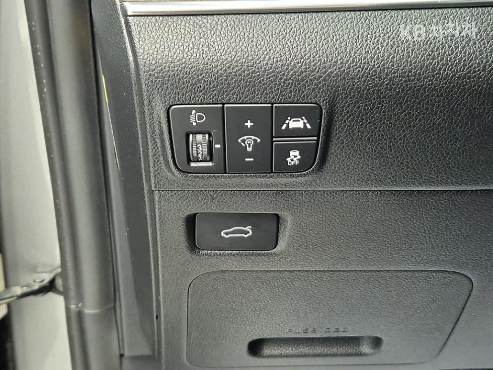 2020 - kia k5