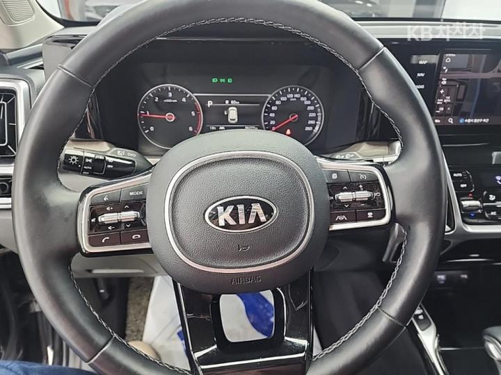 Kia Sorento MQ4 2.2 Diesel 2WD Prestige 10