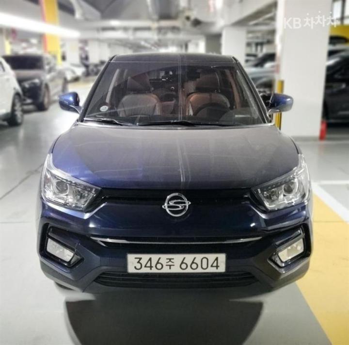 KG Mobility (Ssangyong) Tivoli Armor 1.6 Gasoline TX 2WD 2