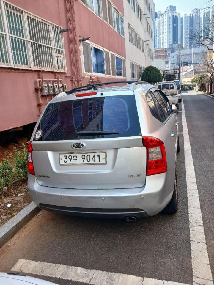 Kia Carens New 2.0 LPI GLX Premium Type 4