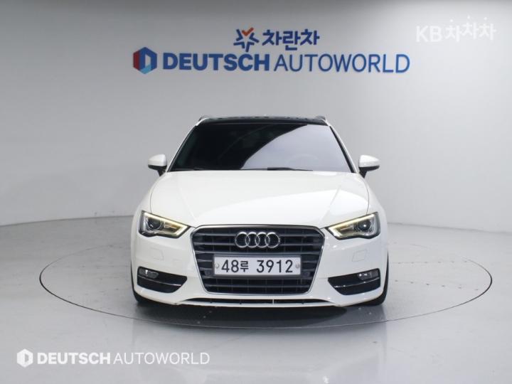 Audi A3 NEW 35 TDI Sportback Dynamic 8V 4