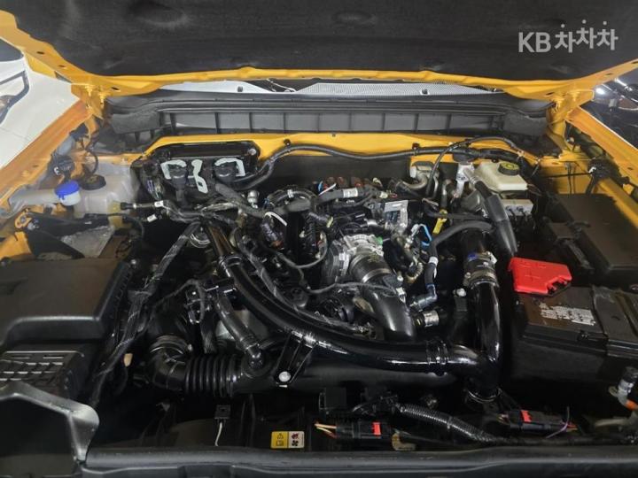 Ford Bronco U725 2.7 4 Door Outer Banks Base Type 9