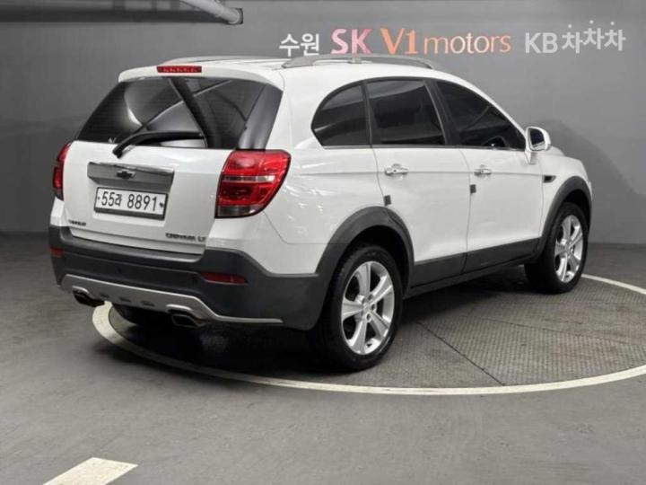 Chevrolet Captiva 2WD LT Premium 5