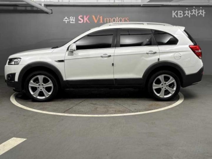 Chevrolet Captiva 2WD LT Premium 6