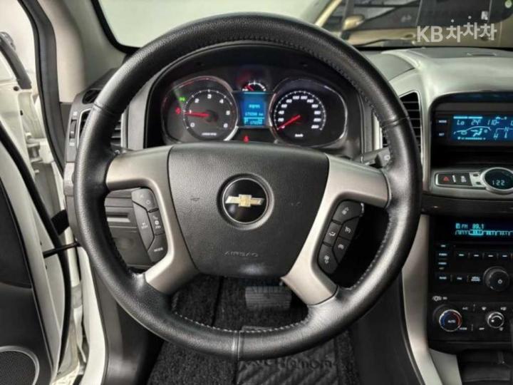Chevrolet Captiva 2WD LT Premium 7