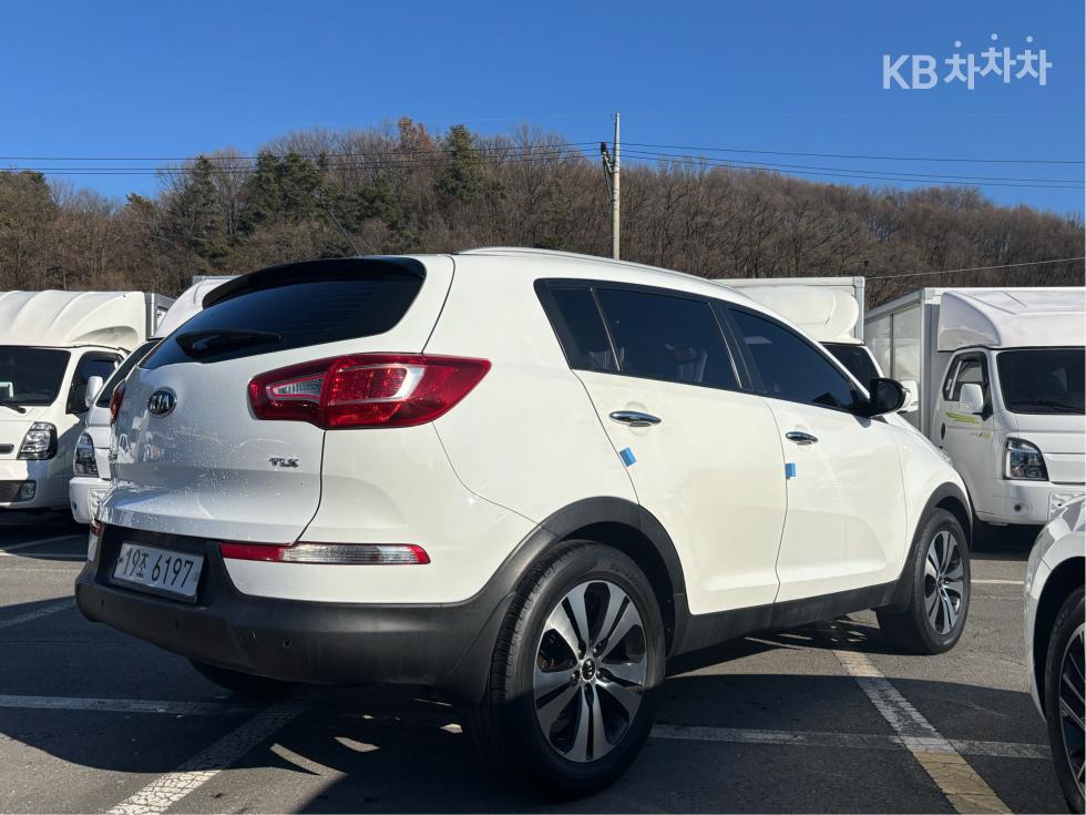 2012 - kia sportage