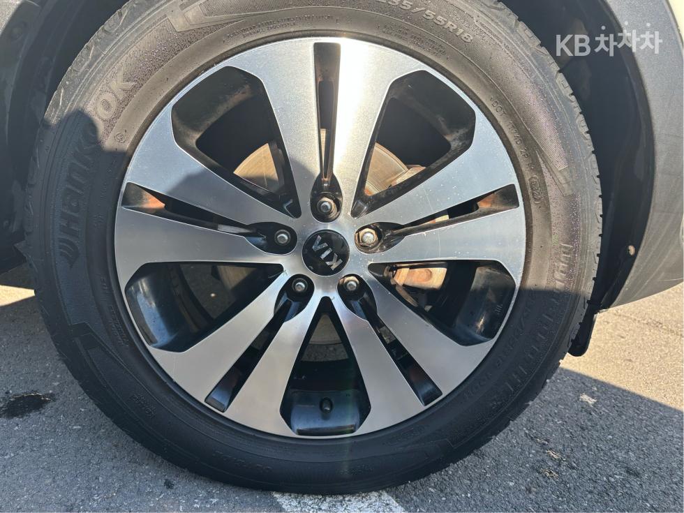 2012 - kia sportage