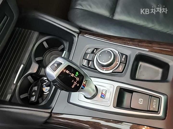 BMW X6 3.0d E71 9