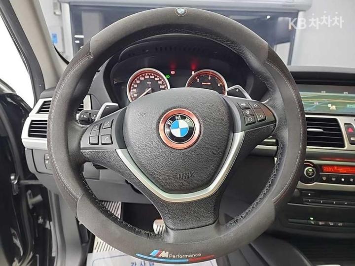 BMW X6 3.0d E71 10