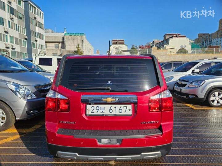 Chevrolet Orlando LPG LT Premium 6