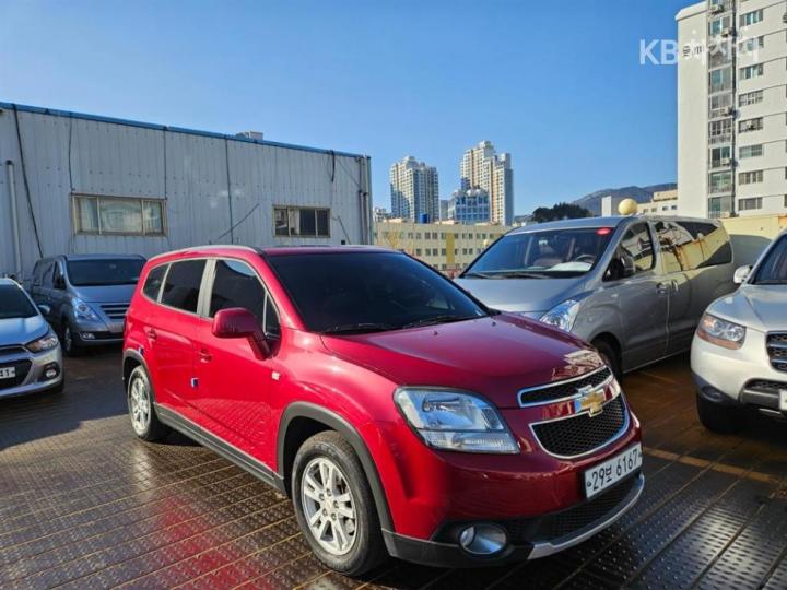 Chevrolet Orlando LPG LT Premium 9