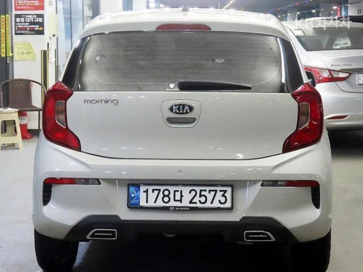 Kia Morning Urban JA 1.0 Gasoline Prestige 6