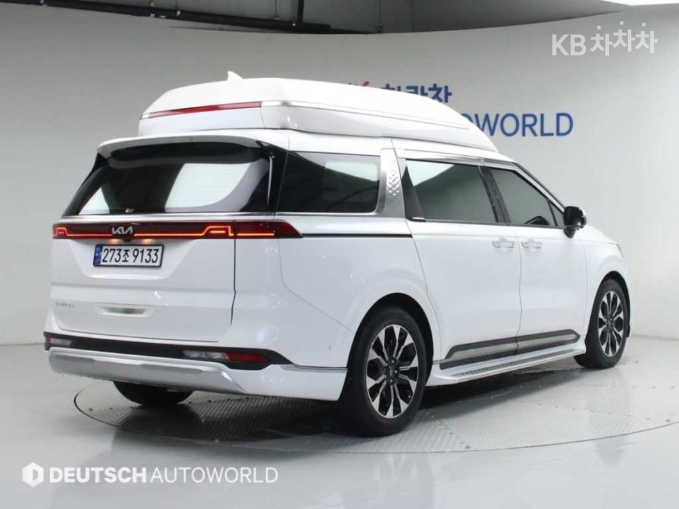 Kia Carnival — miniaturë 2