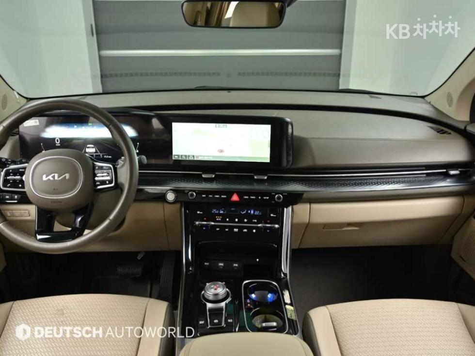 Kia Carnival — miniaturë 7