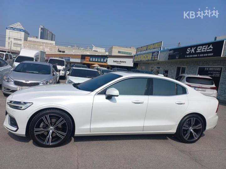 Volvo S60 2.0 B5 Inscription 3
