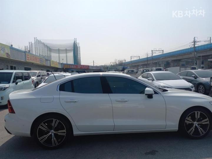 Volvo S60 2.0 B5 Inscription 5