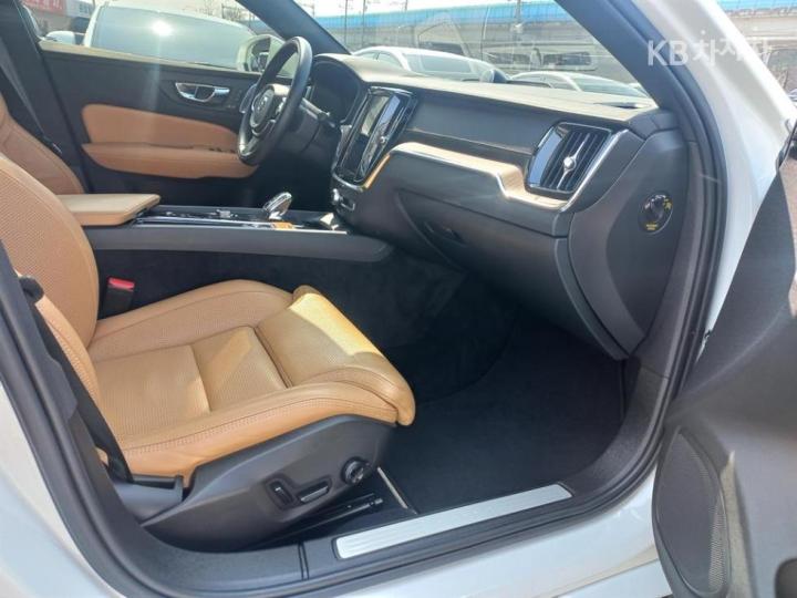 Volvo S60 2.0 B5 Inscription 7