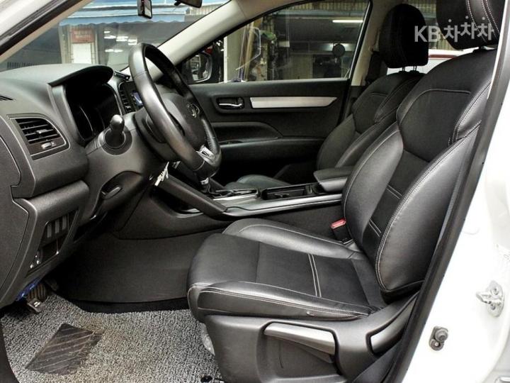 Renault QM6 2.0 LPe 2WD SE 6