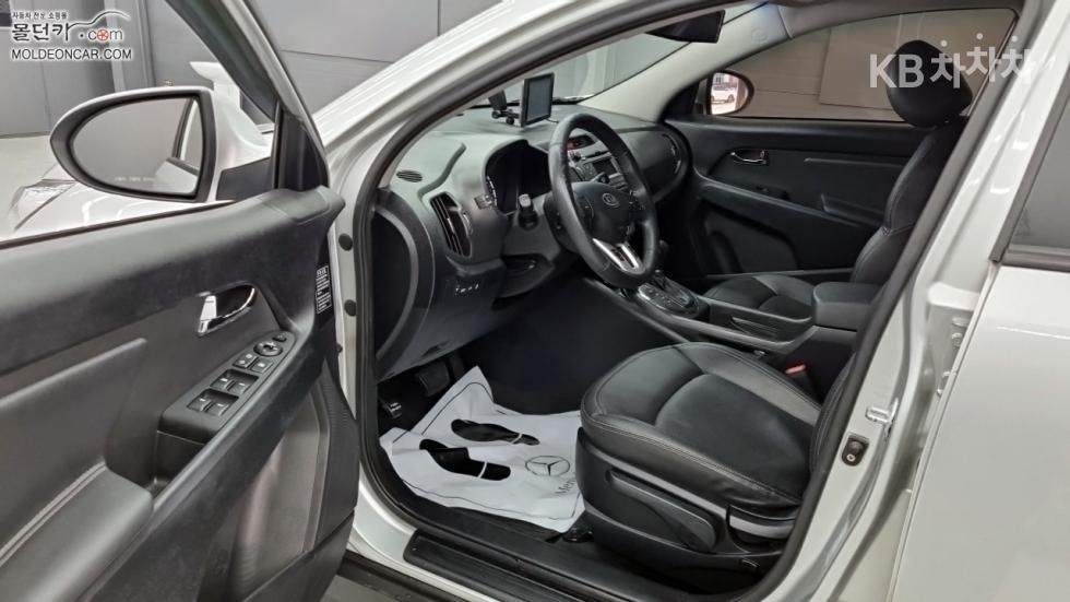 2011 - kia sportage