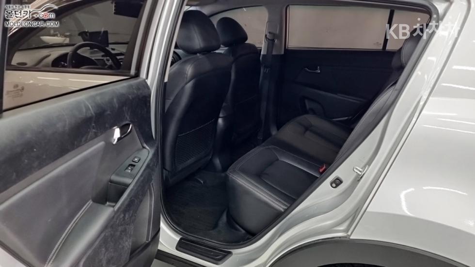2011 - kia sportage