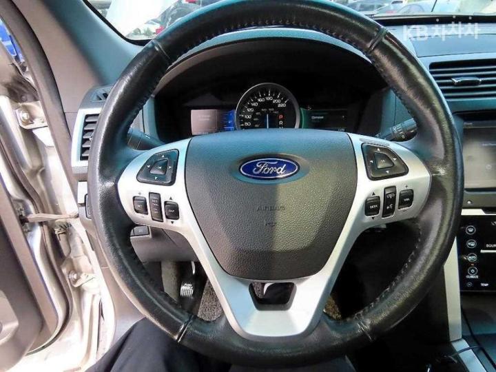 Ford Explorer New 3.5 Ti-VCT V6 4WD Limited 9