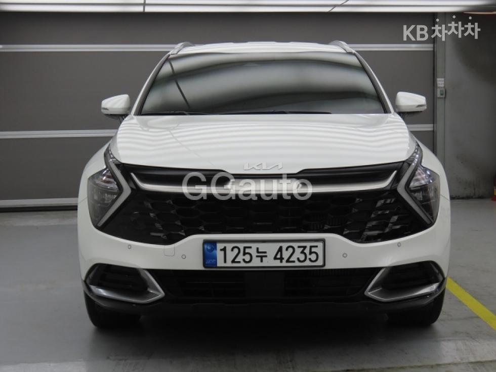 2023 - kia sportage