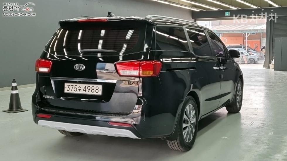 2016 - kia carnival