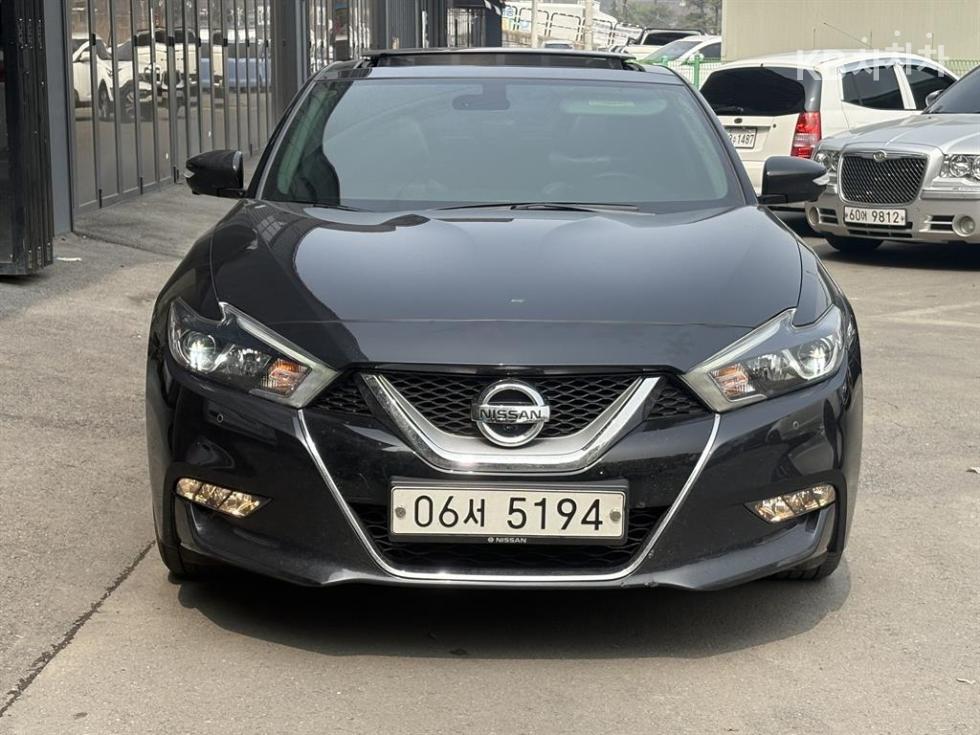 2017 - nissan maxima