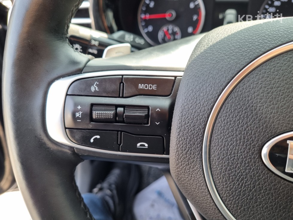 2020 - kia k5