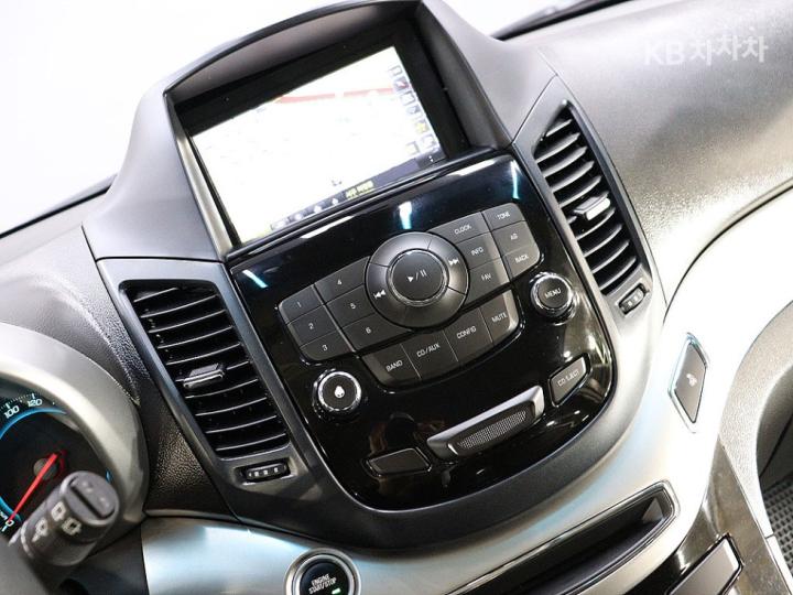 Chevrolet Orlando LTZ Premium 8