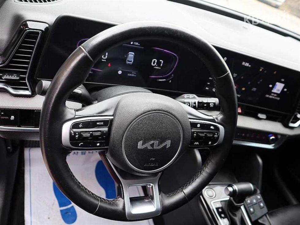 2023 - kia sportage