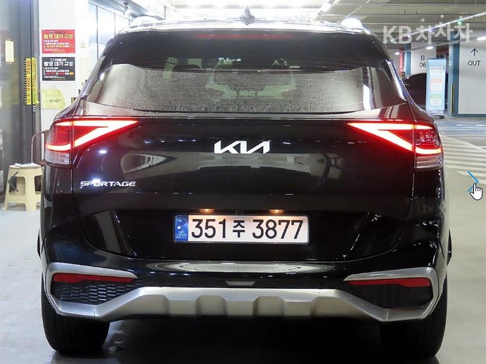 2022 - kia sportage