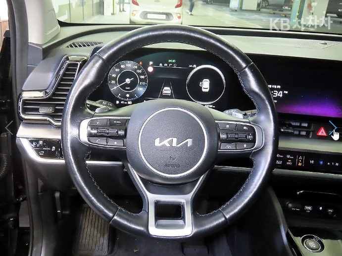 2022 - kia sportage