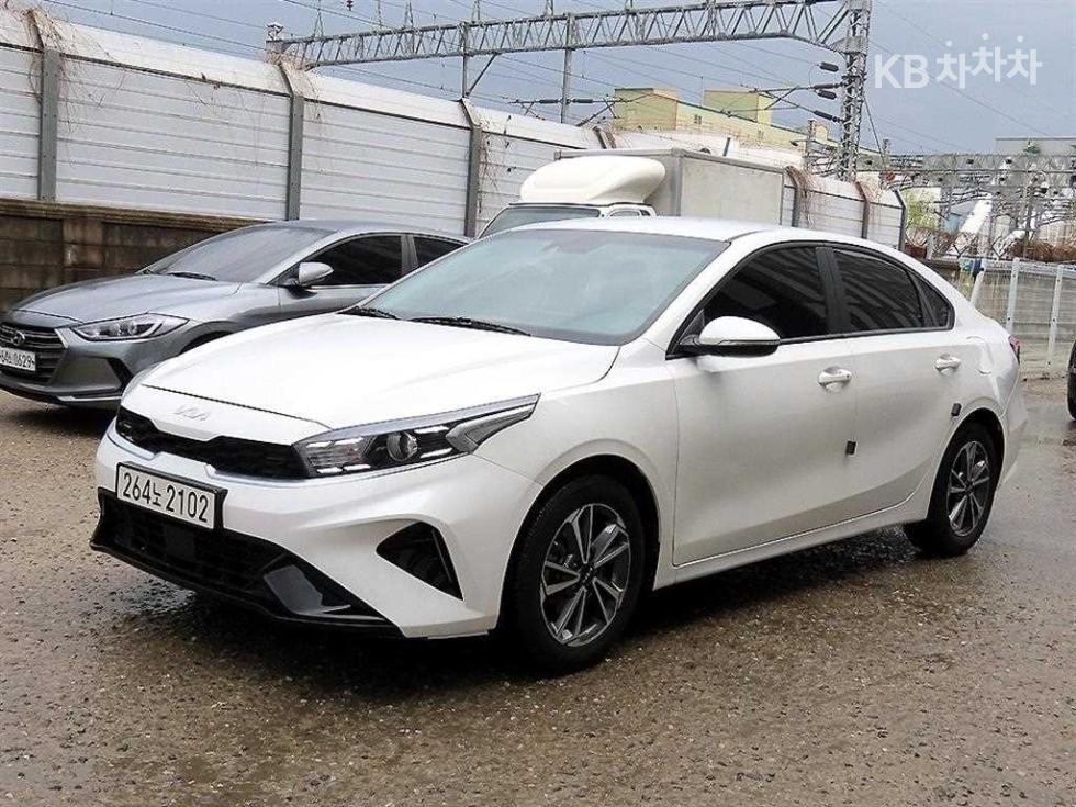 2022 - kia k3