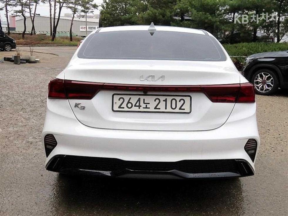 2022 - kia k3