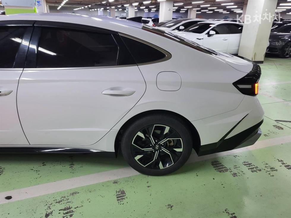 Hyundai Sonata — miniaturë 4