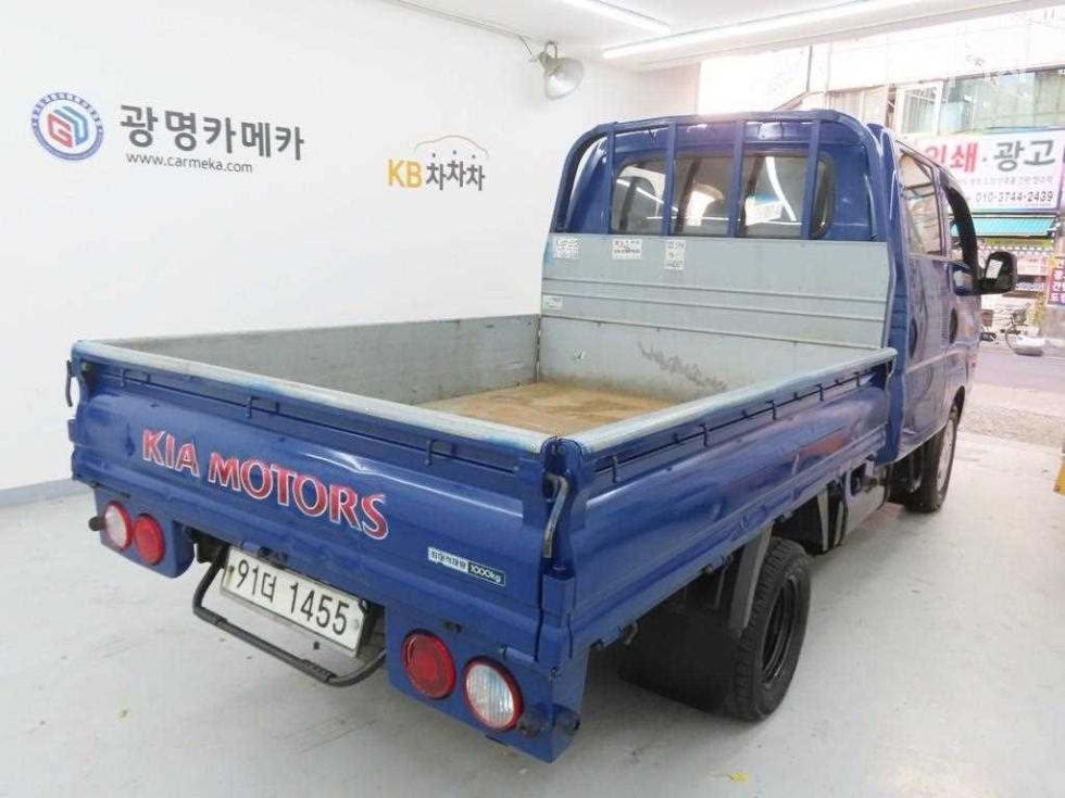 2012 - kia bongo iii