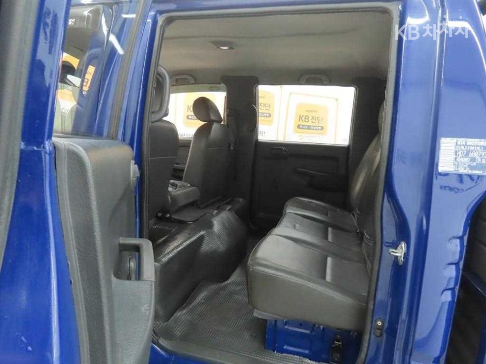 2012 - kia bongo iii
