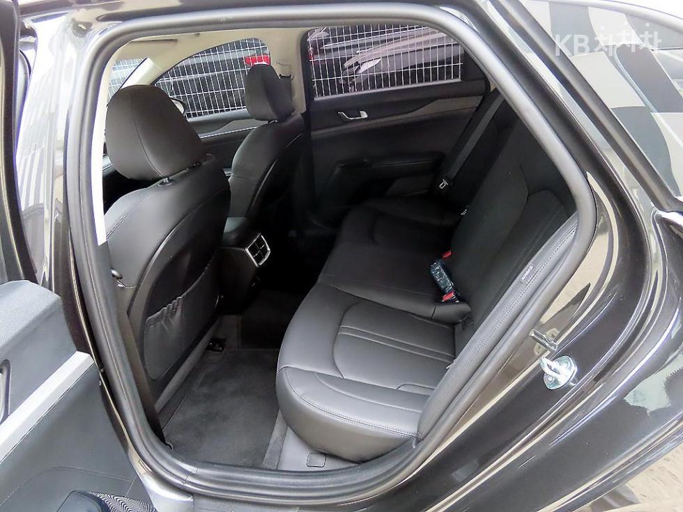 2020 - kia k5