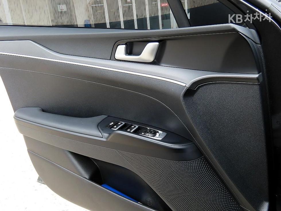 2020 - kia k5