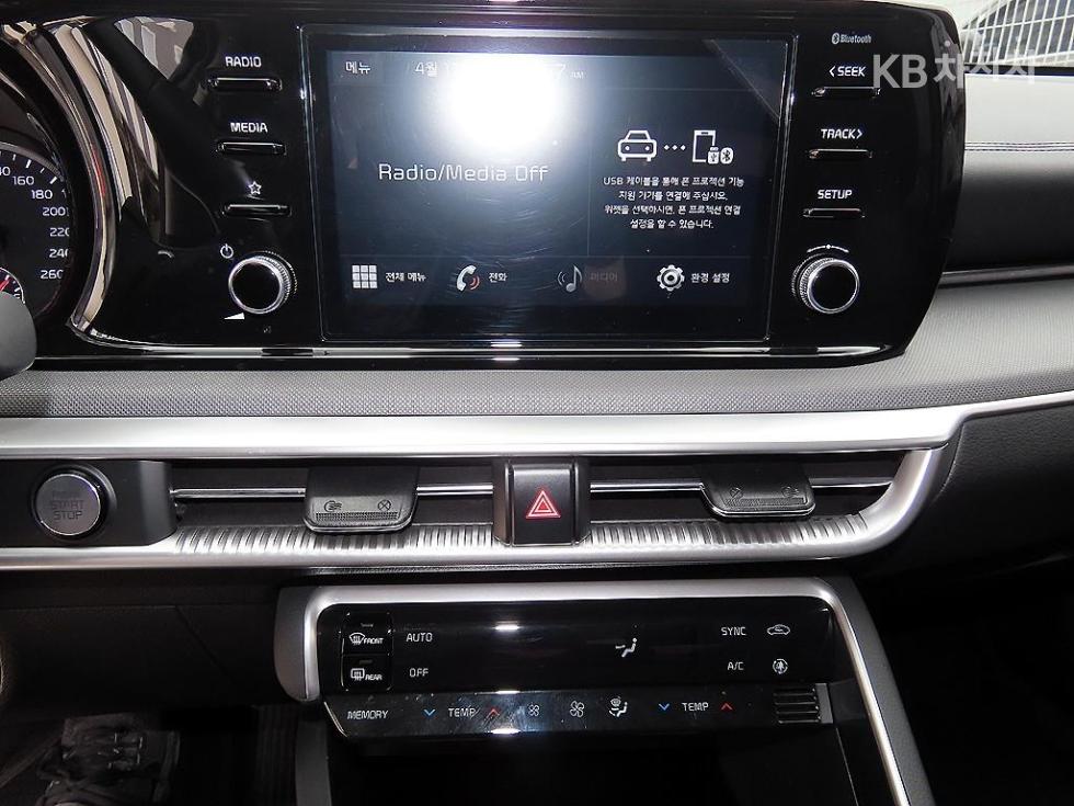 2020 - kia k5