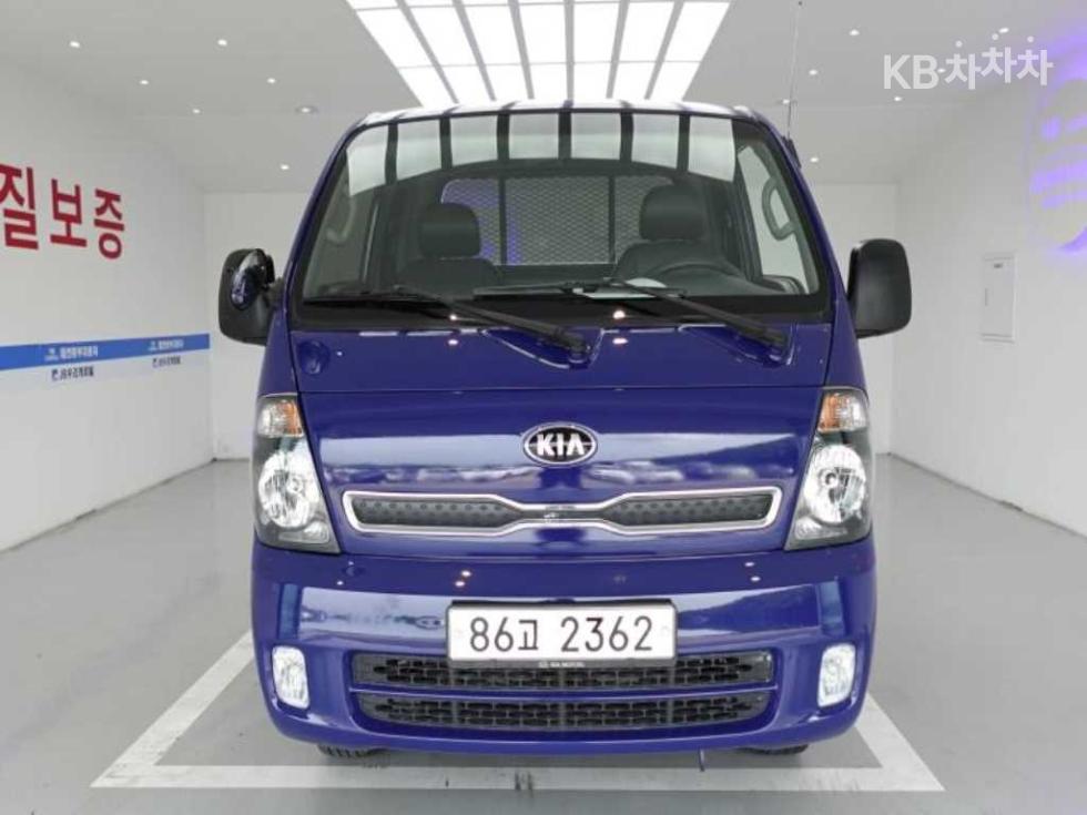 2013 - kia bongo iii