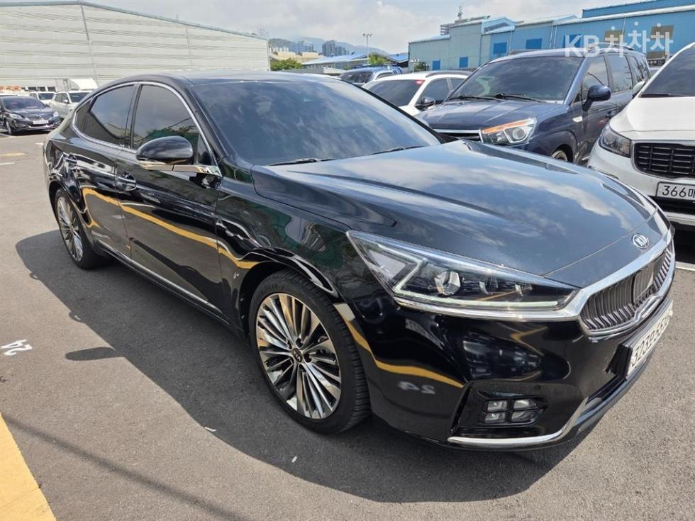 2019 - kia k7