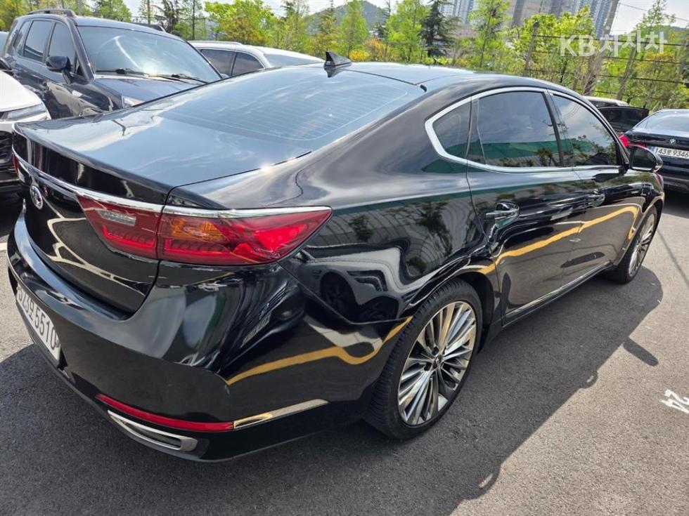 2019 - kia k7