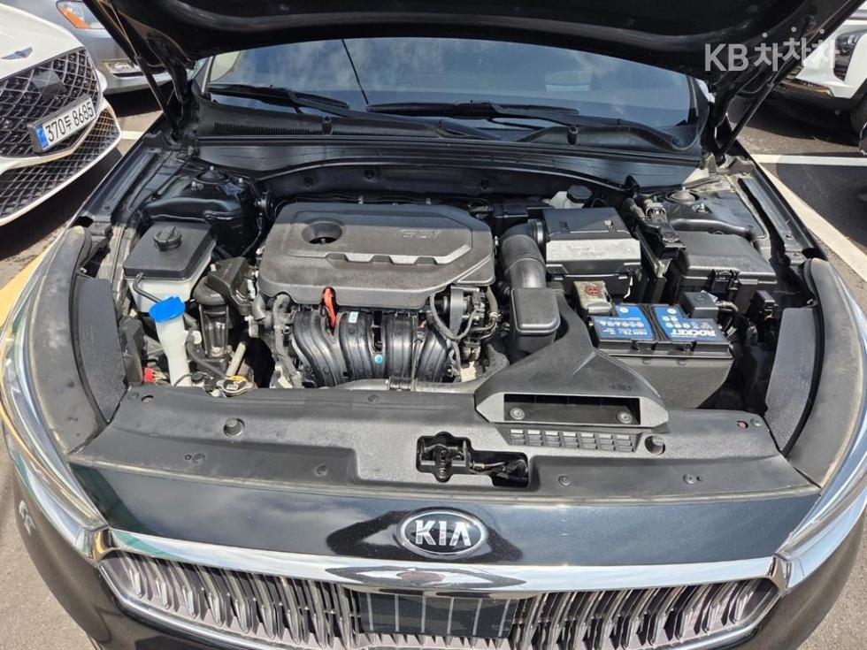2019 - kia k7
