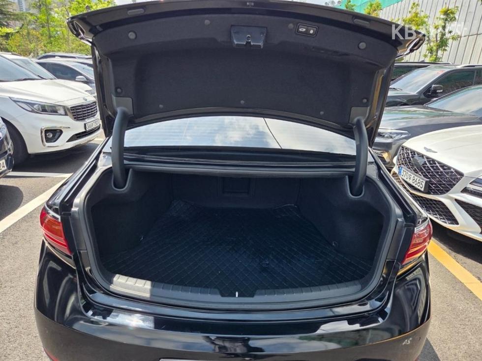2019 - kia k7