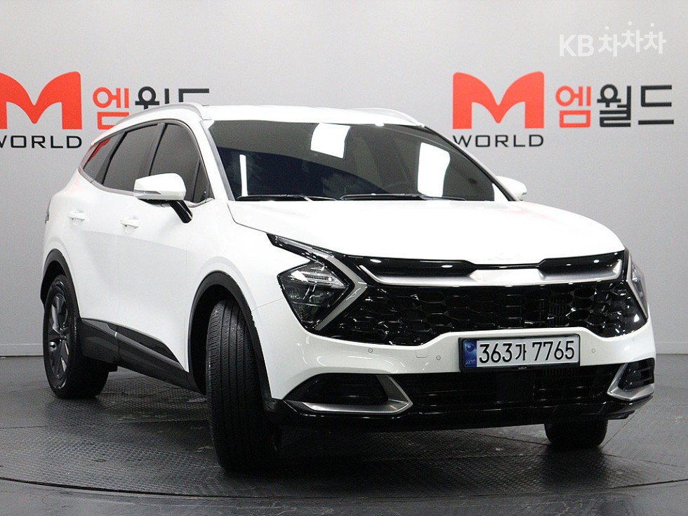 2022 - kia sportage