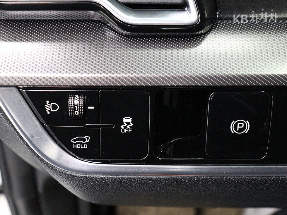 2022 - kia sportage