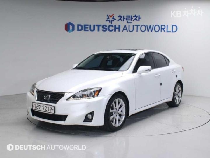Lexus IS 250 Base Type XE20 2005-2013